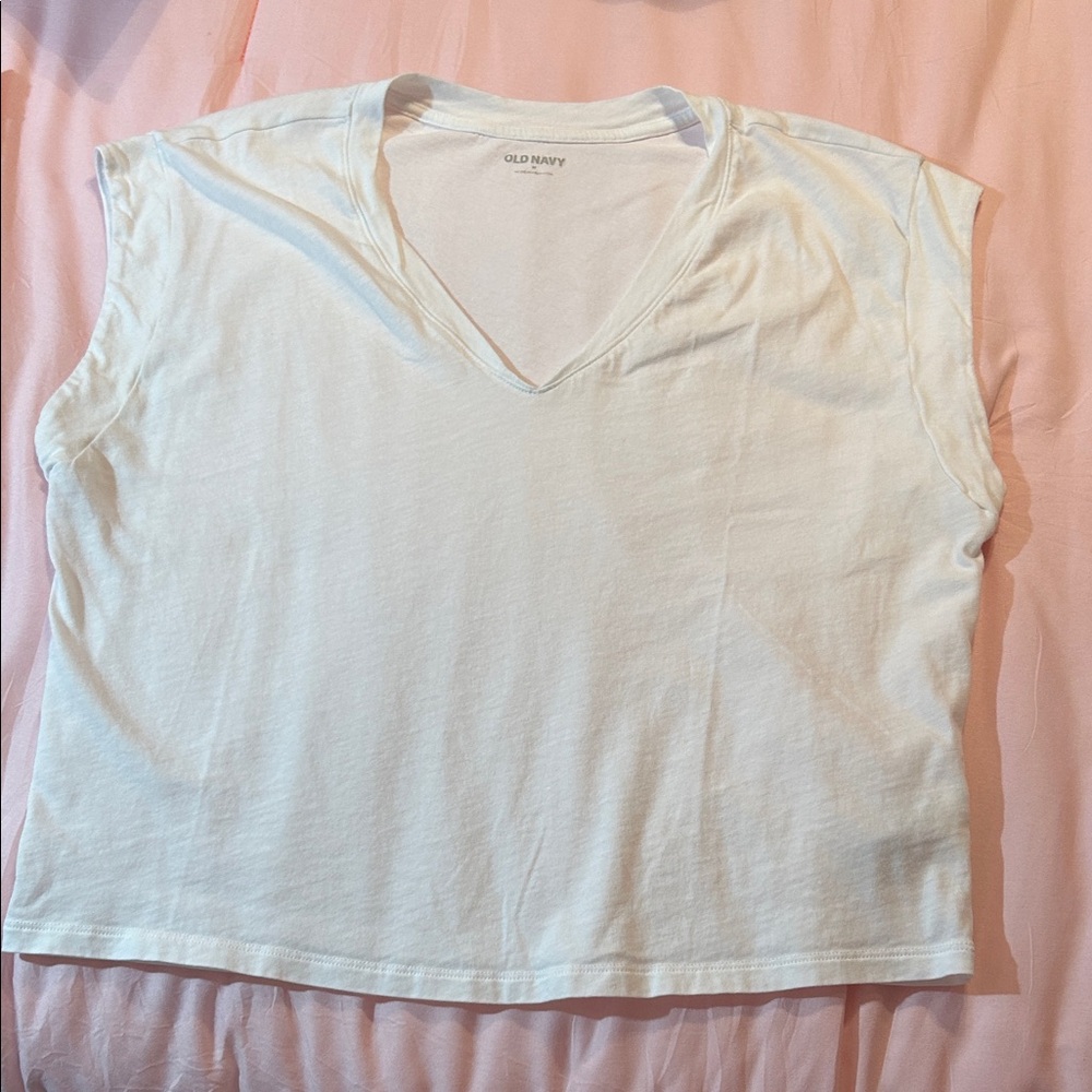 Old Navy White V-Neck Crop Top 100% Cotton Baby T-shirt